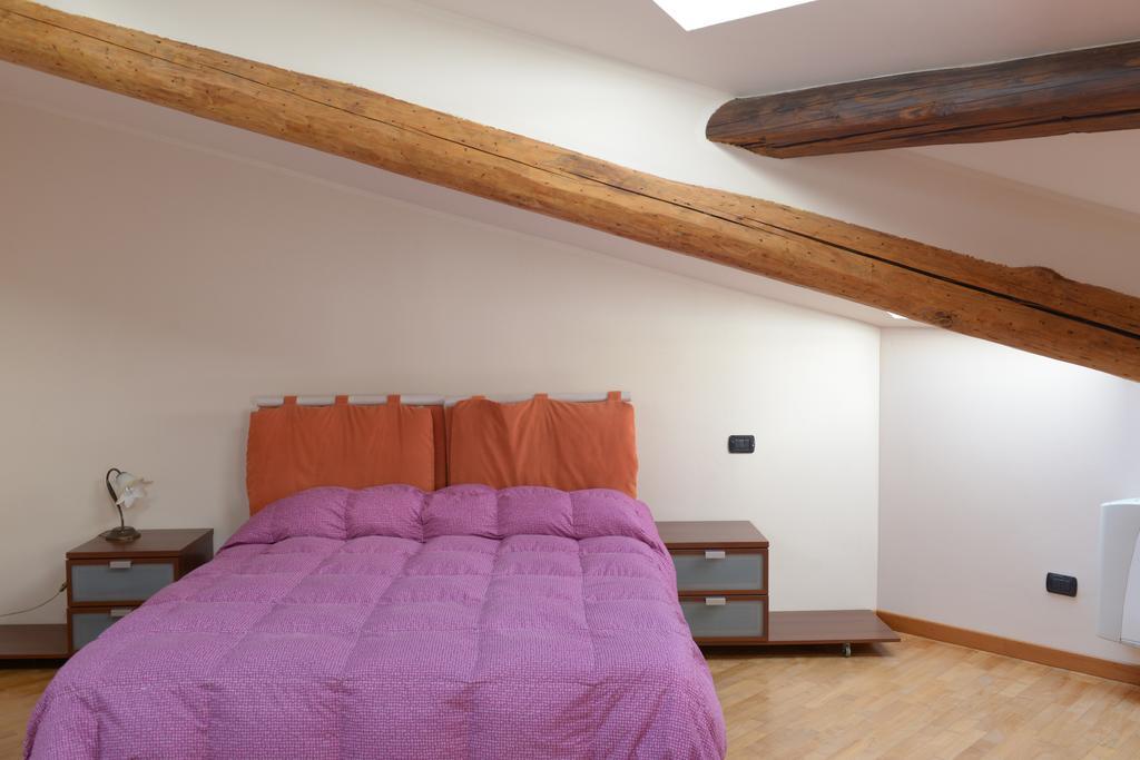 Appartamenti Medioevo Varese Exterior foto