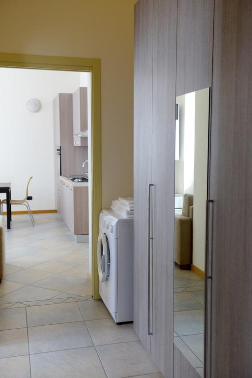 Appartamenti Medioevo Varese Exterior foto
